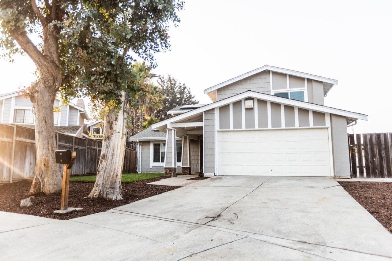 1179 Windmill Ct Cover
