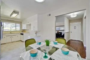 2179 Fordham Dr (5)